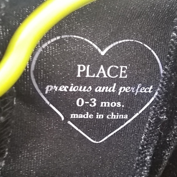 FINAL MARKDOWN Little Girl's Place Stretch Velvet dress 0-3 month - Picture 3 of 6